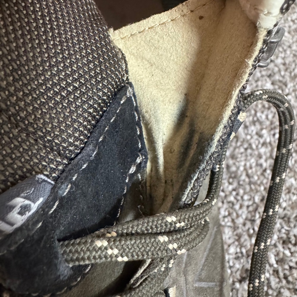 Garmont Santiago Mid GTX Men's Hiking Boots Grey Black Gore-Tex Vibram Sz 8.5 - Picture 12 of 12